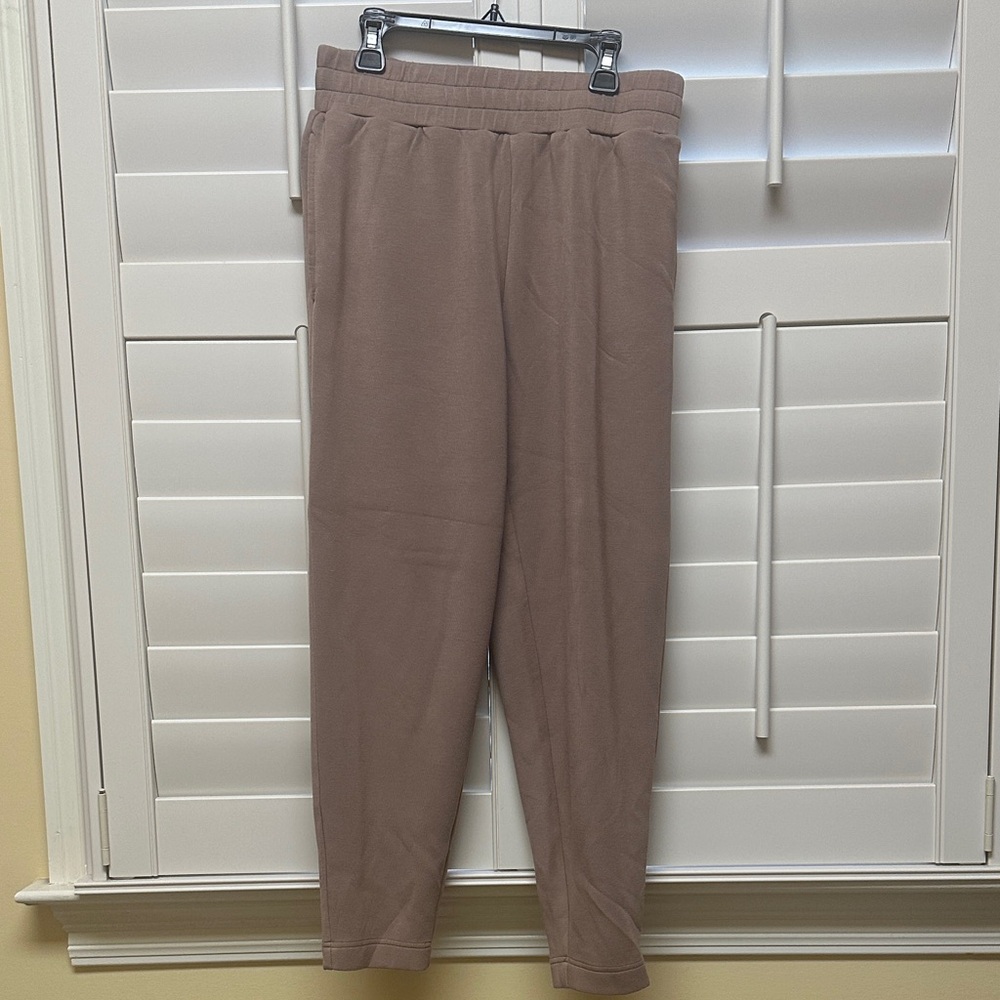 Varley Women's Track Pants in Dusty Mauve
